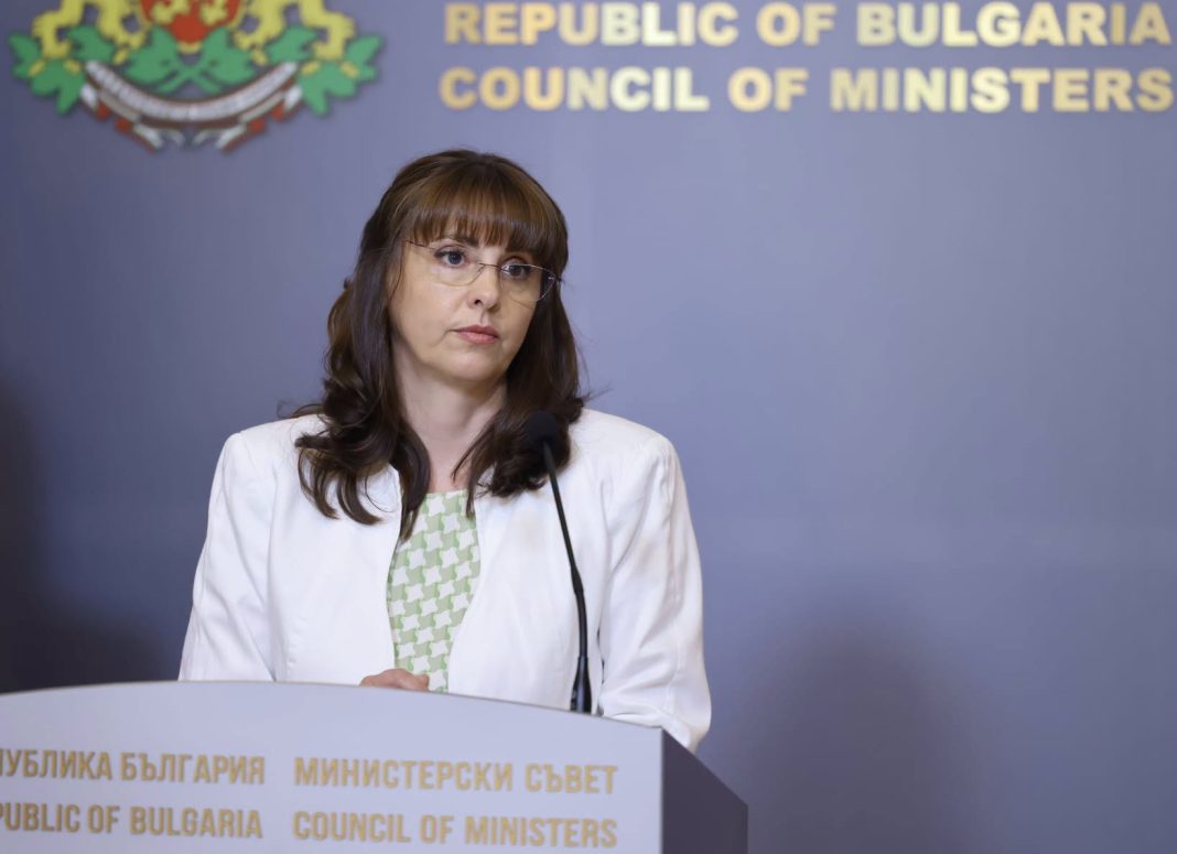 Държавата планира финансова помощ за охлаждане на уязвими семейства