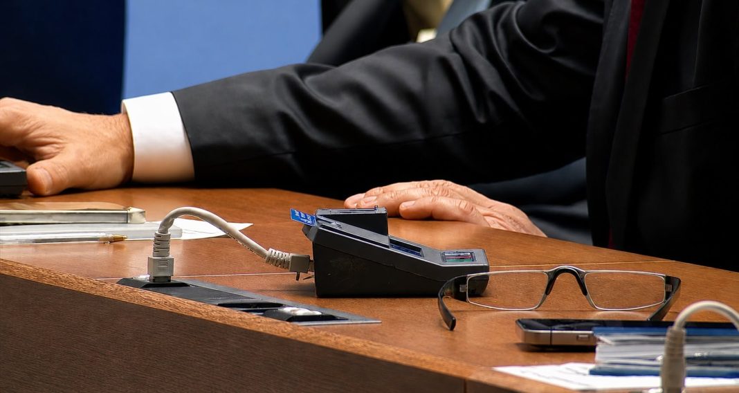 Парламентът се събира извънредно за ключови законови промени и ПВУ
